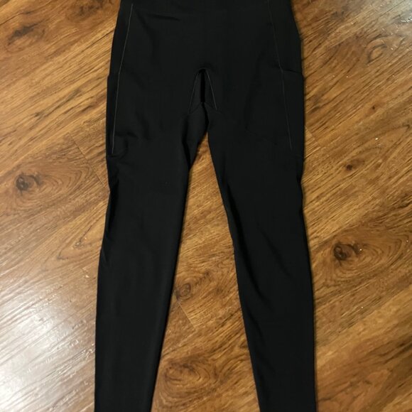 Black Arcteryx leggings, only worn once - great condition! - Picture 3 of 3